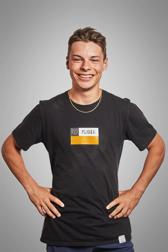 jjj